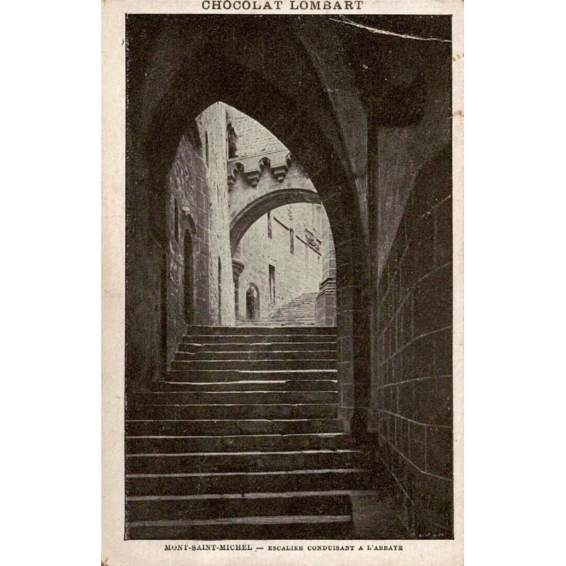 Carte postale ancienne Mont-Saint-Michel montrant l’escalier conduisant à l’abbaye