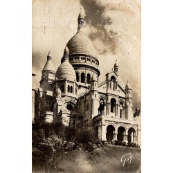 CPSM Paris basilique du Sacré-Cœur de Montmartre carte postale circulée