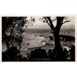 CPSM Nice vue générale baie des Anges port Lympia