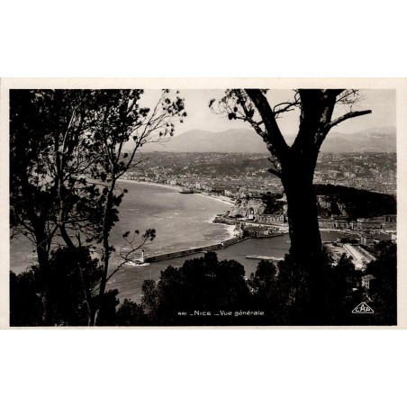 CPSM Nice vue générale baie des Anges port Lympia
