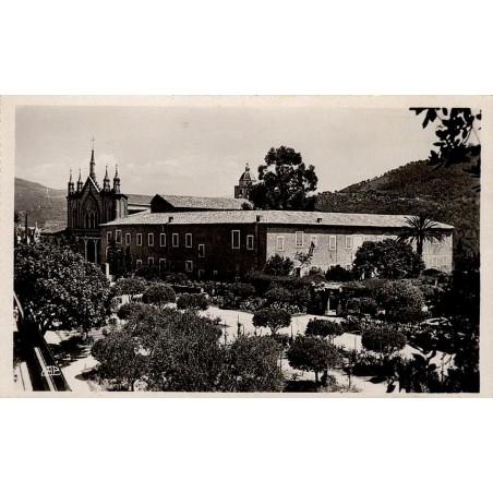 CPSM Nice Cimiez église et jardin du monastère Alpes-Maritimes
