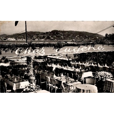 CPSM île Sainte-Marguerite Cannes, terrasse du restaurant Raimbault Chez Eugène
