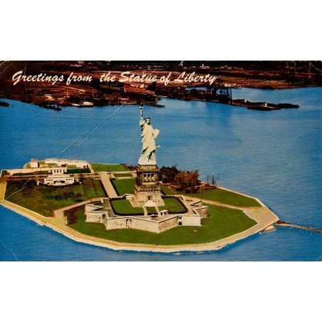 CPSM Statue de la Liberte vue aerienne Liberty Island New York tirage couleur Mike Roberts Alfred Mainzer