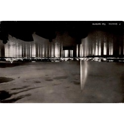 CPSM Geneve vue nocturne Jet d eau illumine sur le lac Leman tirage noir et blanc Phot Edit C Sartori