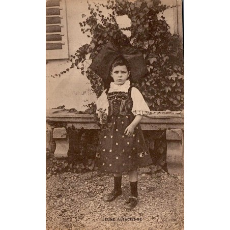 CPA Jeune Alsacienne costume traditionnel grande coiffe nœud noir Strasbourg 1926
