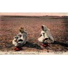 CPA Afrique du Nord priere musulmane position assise babouches rouges serie LL Scenes et Types 6464 FM 1921