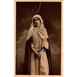 CPA La Passion à Nancy représentant La Vierge en costume de scène dans une représentation religieuse ancienne
