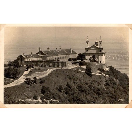 CPSM Vienne Wien Höhenstrasse Leopoldsberg église et panorama, photographie ancienne d'Autriche