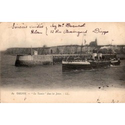 CPA Dieppe La Tamise dans les jetées, vapeur transmanche devant les falaises, LL n°89