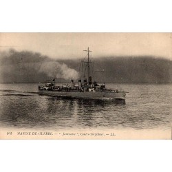 CPA Marine de guerre contre-torpilleur Janissaire en navigation, série LL n°105