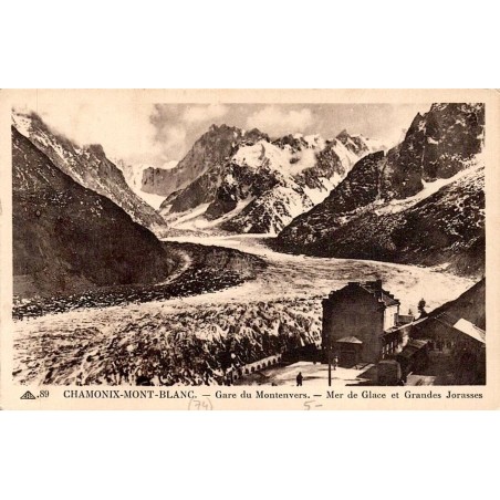 CPA Chamonix gare du Montenvers, Mer de Glace et Grandes Jorasses en Haute-Savoie