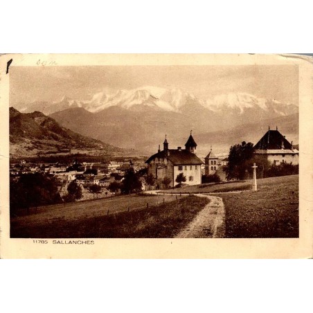 CPSM Sallanches vue générale et massif du Mont-Blanc en Haute-Savoie