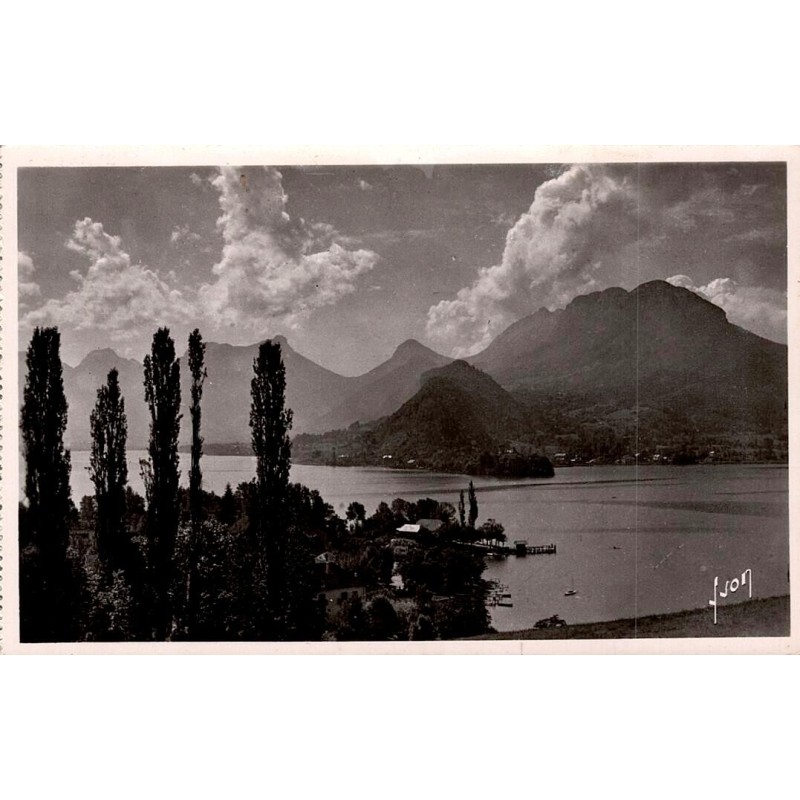 CPSM Talloires lac d’Annecy roc de Chère et presqu’île du château de Duingt