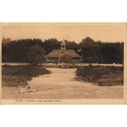 Carte postale ancienne – Vichy – Le Golf vu des Nouveaux Parcs