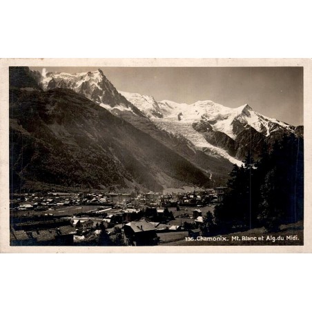 CPSM Chamonix en 1932 avec vue du Mont-Blanc et de l’Aiguille du Midi en Haute-Savoie