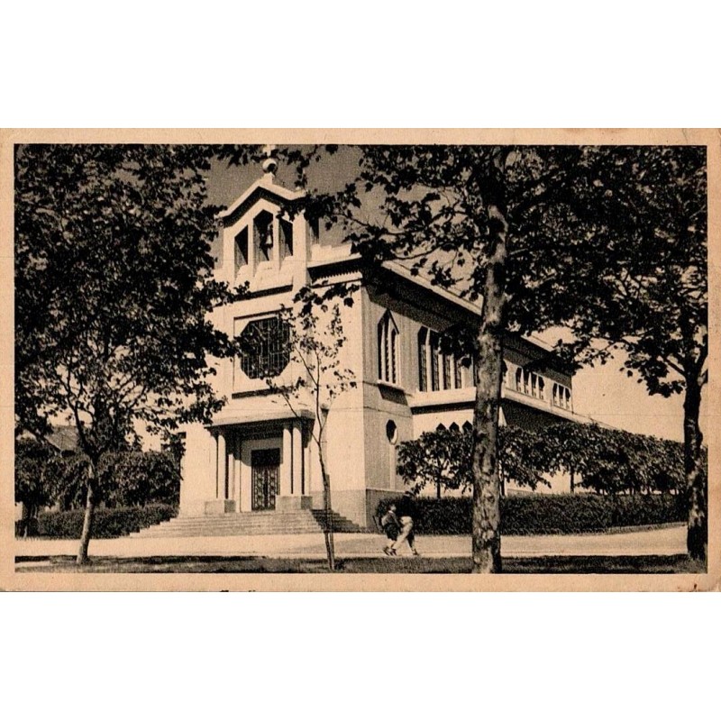 CRUSNES - L’Église et la Cité