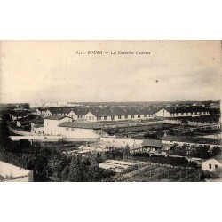 CPA Bourg-en-Bresse Ain, vue panoramique des Nouvelles Casernes et de leurs bâtiments militaires