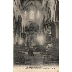 CPA Gannat Allier, intérieur de l’église Sainte-Croix avec nef, chaire et chœur