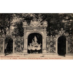 18 - NANCY - Place Stanislas - Grilles en fer forgés de Jean Lamour - Fontaine d'Amphitrite