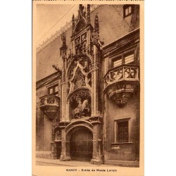 NANCY - Entrée du Musée Lorrain
