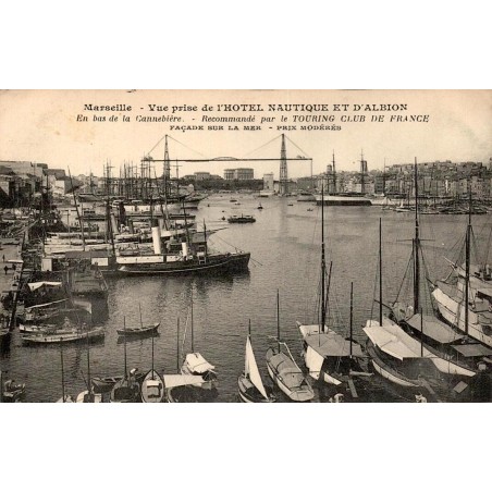 CPA Marseille Vieux-Port avec navires et ancien pont transbordeur vu de l’Hôtel Nautique