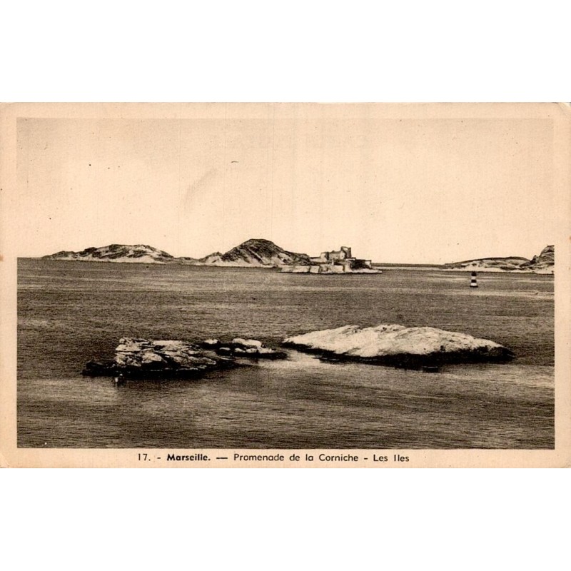 CPSM Marseille Corniche, îles du Frioul et château d’If dans la rade
