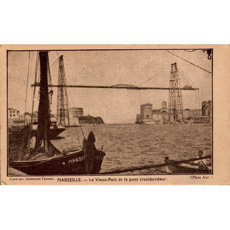 CPA Marseille Vieux-Port avec pont transbordeur, bateaux et fort Saint-Jean
