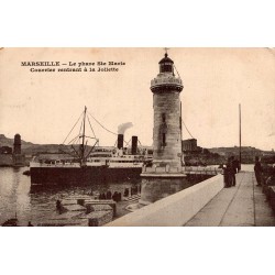 CPA Marseille phare Sainte-Marie avec vapeur entrant dans le port de la Joliette