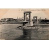 CPA Avignon ancien pont suspendu sur le Rhône avec panorama de la ville