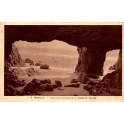 CPSM Morgat vue du fond de la Grotte de Roméo, presqu’île de Crozon en 1942