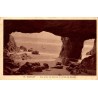 CPSM Morgat vue du fond de la Grotte de Roméo, presqu’île de Crozon en 1942