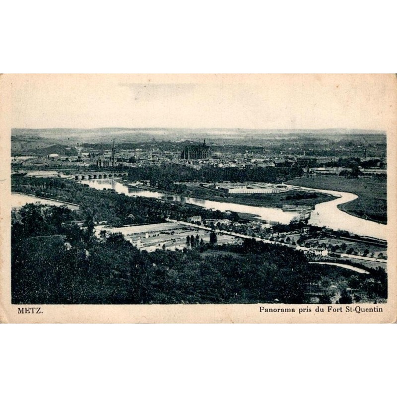 CPSM Metz panorama pris du Fort Saint-Quentin avec la Moselle, les îles et la ville