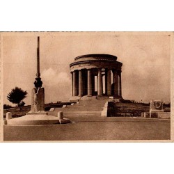Carte postale ancienne du monument américain près de Saint-Mihiel à Montsec
