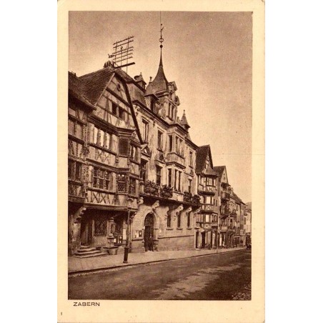 CPSM Saverne Zabern ancienne rue et maisons à colombages dans le Bas-Rhin
