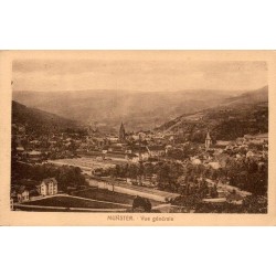 CPA Munster vue générale ville voie ferrée et paysage des Vosges Haut-Rhin