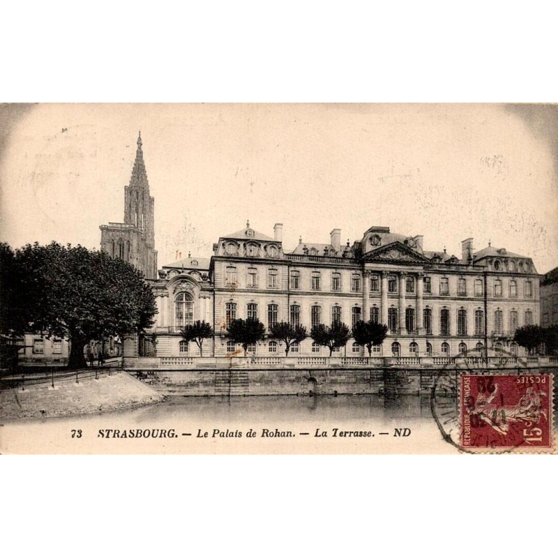 CPA Strasbourg Palais de Rohan terrasse et cathédrale Notre-Dame carte circulée en 1929
