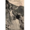 CPA Puy de Dôme chemin du sommet avec voiture hippomobile et voyageurs