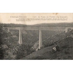 CPA viaduc des Fades vue d’ensemble du pont ferroviaire dans les gorges de la Sioule