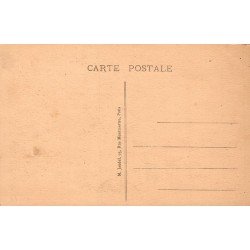 CPA Paris – Chez Tonton rue Cavallotti, Le Coucou