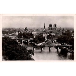 CPSM Paris île de la Cité, Notre-Dame, Seine et ponts, vue aérienne Yvon