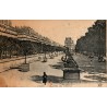 CPA Paris Jardin des Tuileries vue animée avec sculpture et Louvre ND Phot n°46
