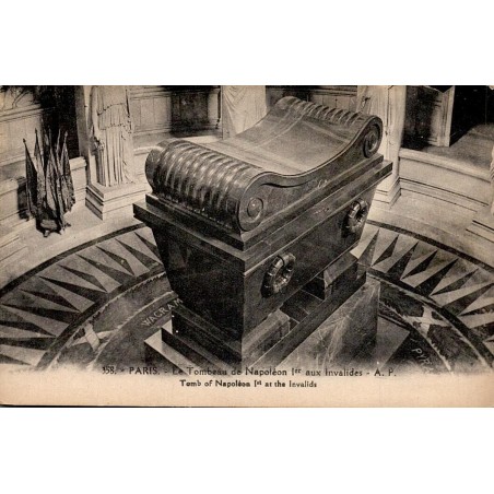 CPA Paris tombeau de Napoléon Ier aux Invalides, Papeghin n°358
