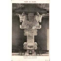 CPA Paris Musée du Louvre chapiteau de l’Apadana du palais de Darius à Suse