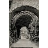 CPA Arques-la-Bataille château médiéval et les Trois Portes