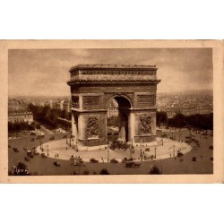 CPSM Paris Place de l’Étoile Arc de Triomphe vue aérienne MONA Tourist-Carte n°27