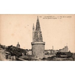 CPA La Rochelle Tour de la Lanterne dite des Quatre-Sergents LL n°110