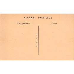 Carte postale ancienne Chantilly – Château et sculpture du cerf par Cain