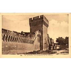 CPA Avignon vue perspective sur les remparts et tour fortifiée