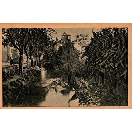 CPA Orange Vaucluse bords de la Meyne et boulevard arboré