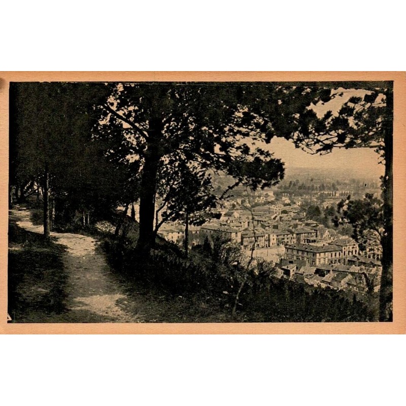 CPA Orange Vaucluse colline Saint-Eutrope et vue générale de la ville